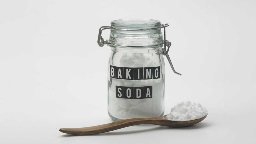 DIY awesome air freshener with baking soda.