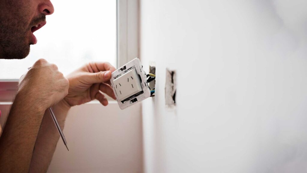 Landlord ensures the things to work once the tenants leave before the new arrives.