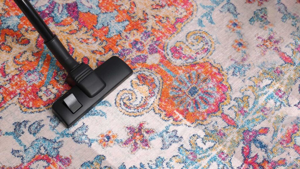 Level of dirtiness is also a factor which differs on cleaning a rug.
